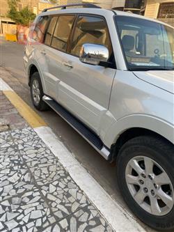 ميتسوبيشي باجيرو